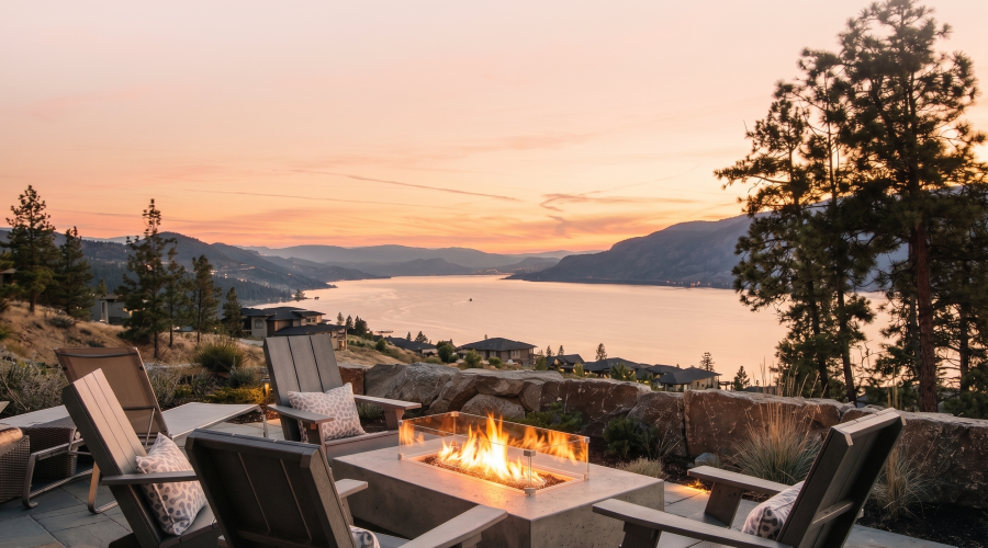 A Rare Lake View Lot in Lakestone